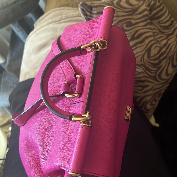 Stunning Barbie Pink Leather Dolce & Gabbana Backpack with gold hardware - Picture 8 of 12